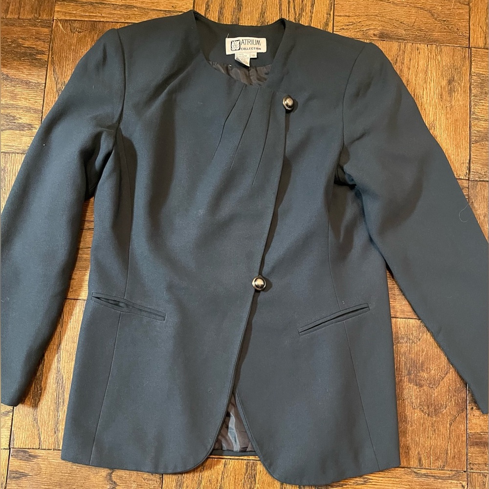 Atrium Collection Olive Green Skirt Suit Set size 10 Lined.